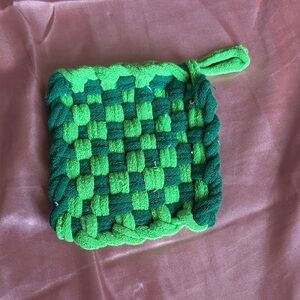 Woven Pot Holder